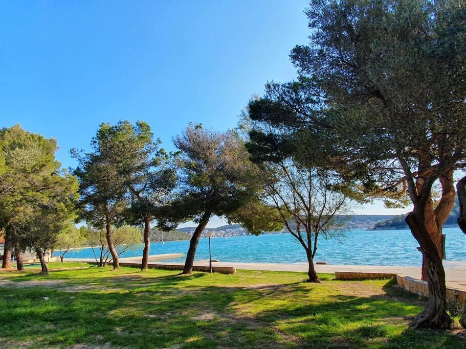 Mobilheim Andrea Wunderschoene Ferienwohnung Direkt Am Meer 耶泽拉 外观 照片