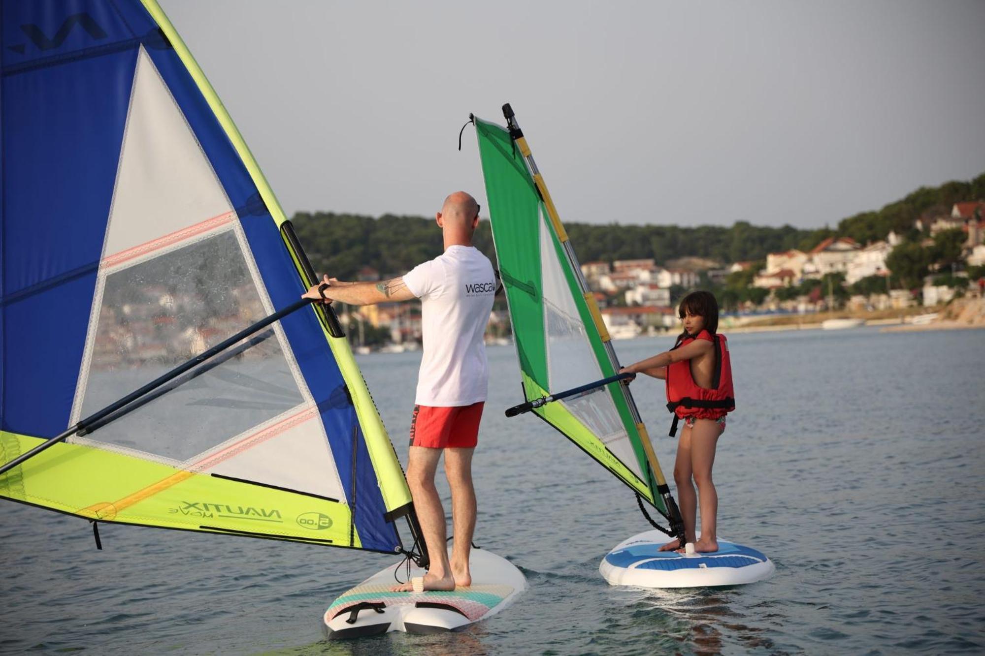 Mobilheim Andrea Wunderschoene Ferienwohnung Direkt Am Meer 耶泽拉 外观 照片